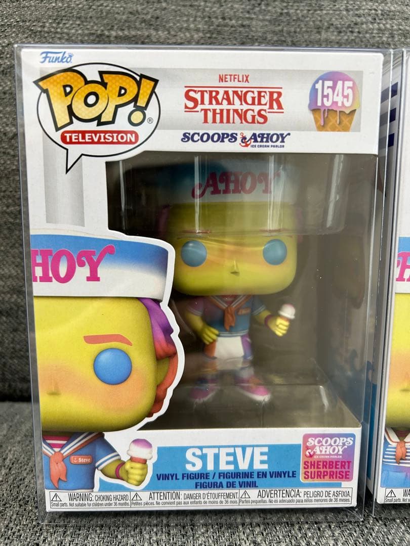 ストレンジャーシングス funko pop スティーブ　ロビン
