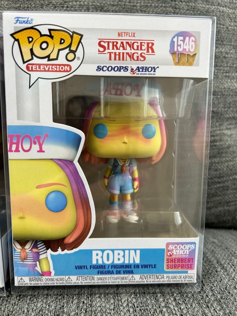 ストレンジャーシングス funko pop スティーブ　ロビン