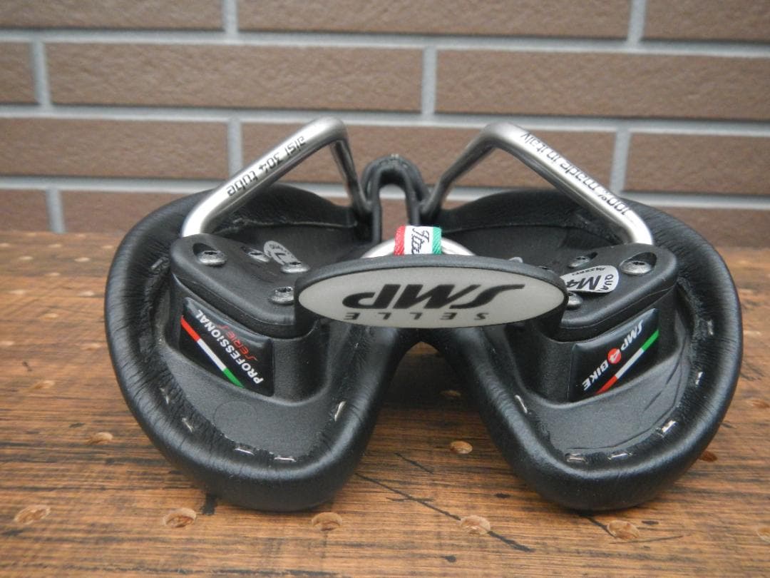 SELLE SMP EVOLUTION サドル エボリューション ピスト