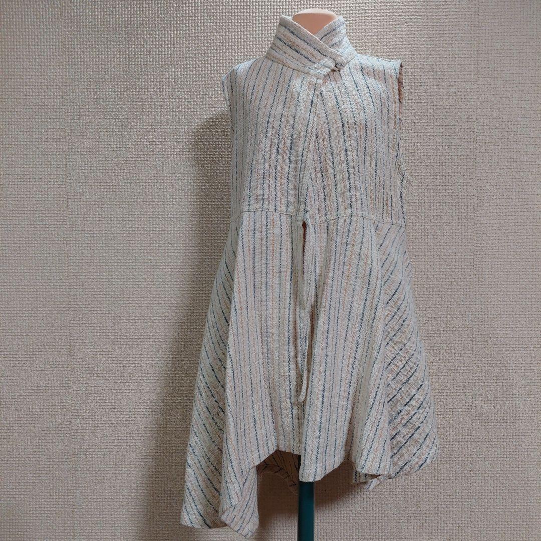 うさとの服 ベスト 前開き 変形 ジレ アシメントリー