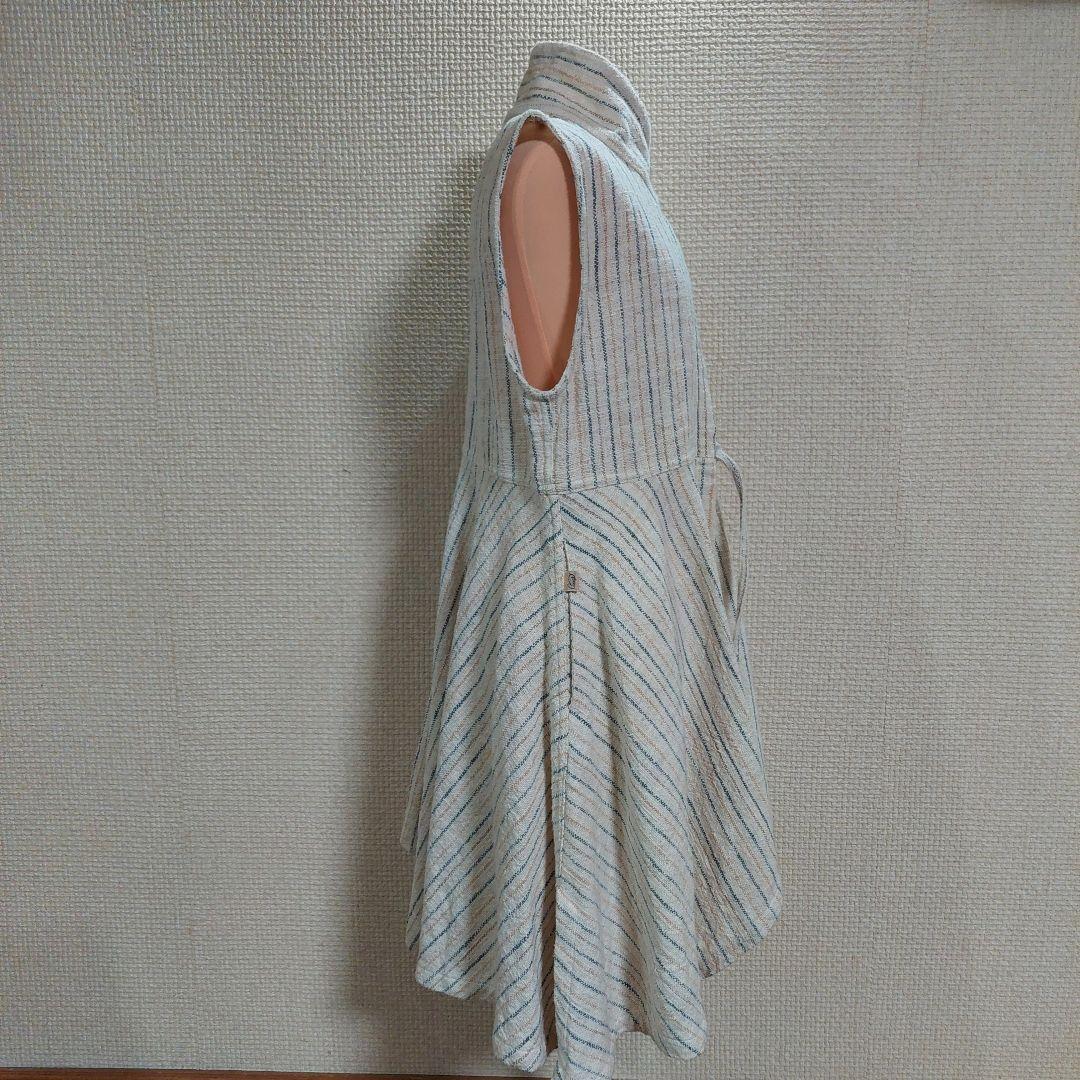 うさとの服 ベスト 前開き 変形 ジレ アシメントリー