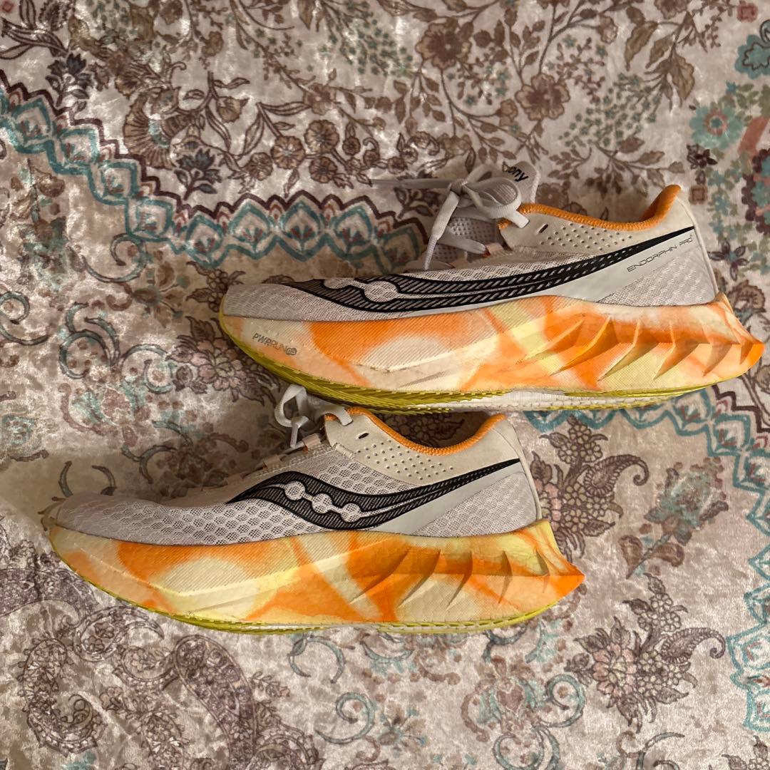 スパイク・シューズ SAUCONY ENDORPHIN PRO 4 25.5cm