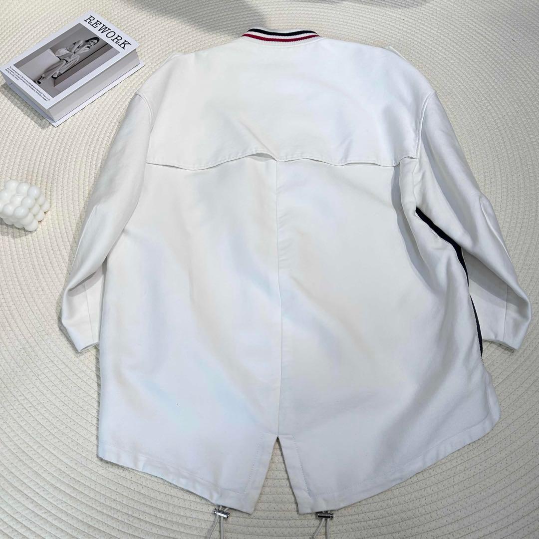 MONCLER ホワイト ジャケットa