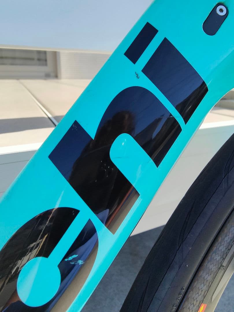 ロードバイクBIANCHI OLTRE XR4 ビアンキ 良品☆