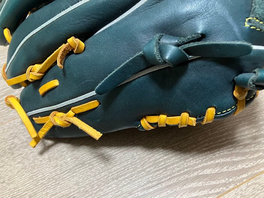 H*★様 【ほぼ新品】ミツワタイガー 軟式グローブ右投げMITSUWA TIGE