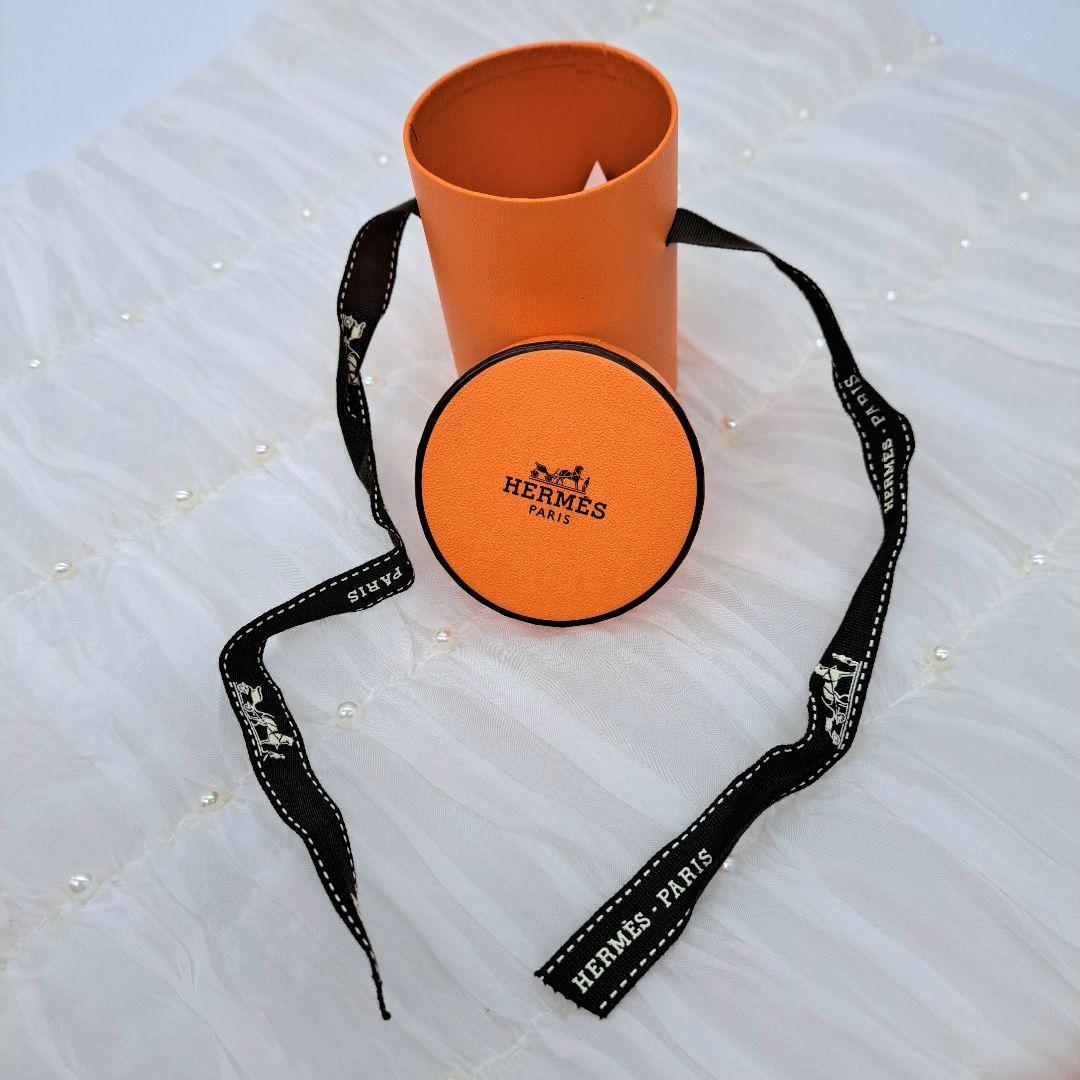美品　エルメス　ツイリースカーフ　シルク100%　箱付　ピンク×グリーン×黄色