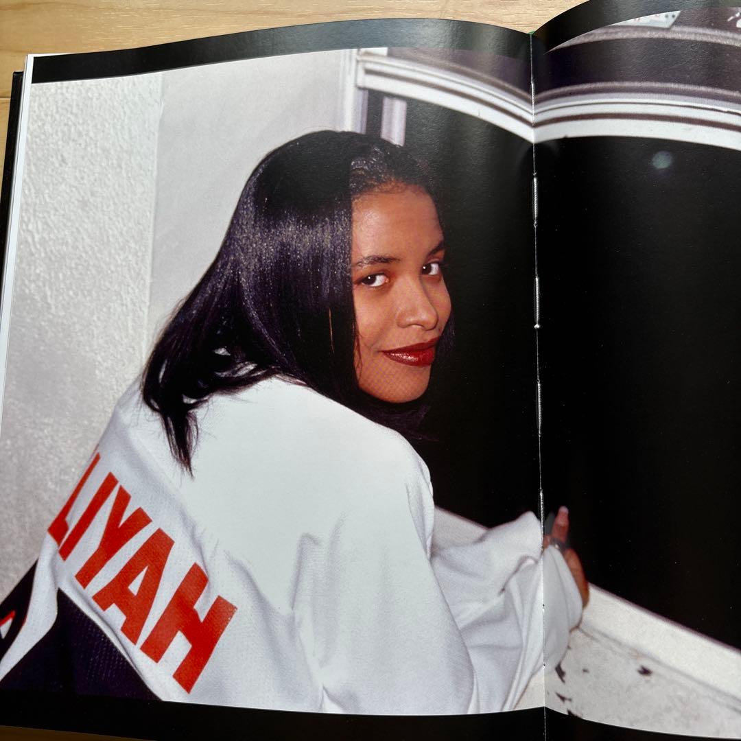 洋書 HIP HOP AT THE END OF THE WORLD