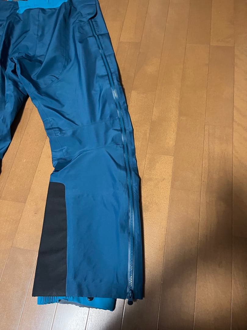 マウンテンイクイップメント スノーボード ウエア ビブ GORE-TEX