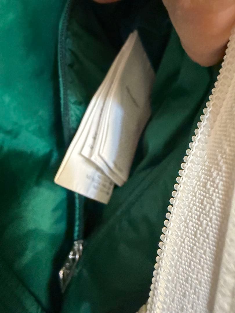 齋*匠様 超美品　モンクレール MONCLER ダウン　アウター　袖あり　フード