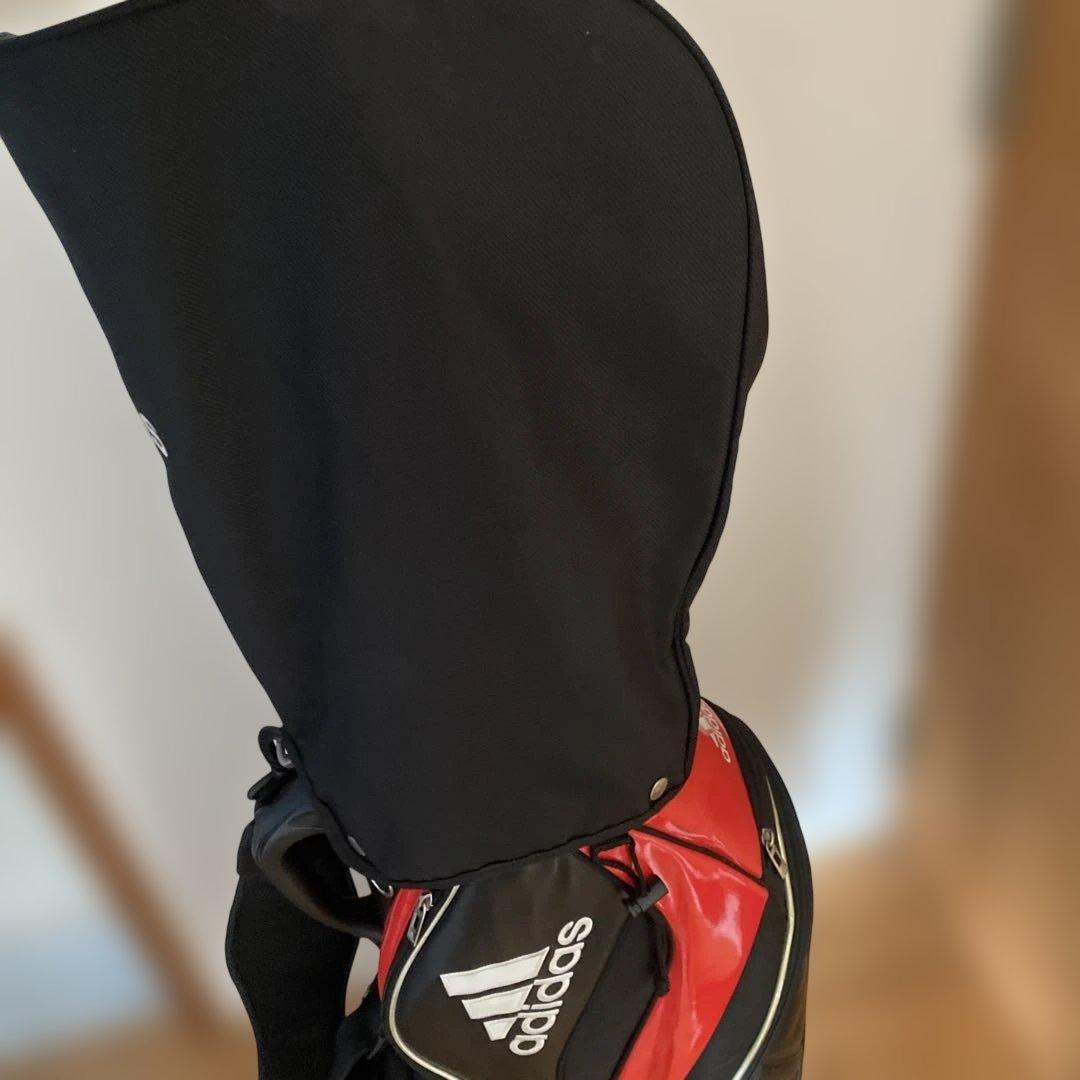 adidas キャディバッグ 赤黒 フード付き