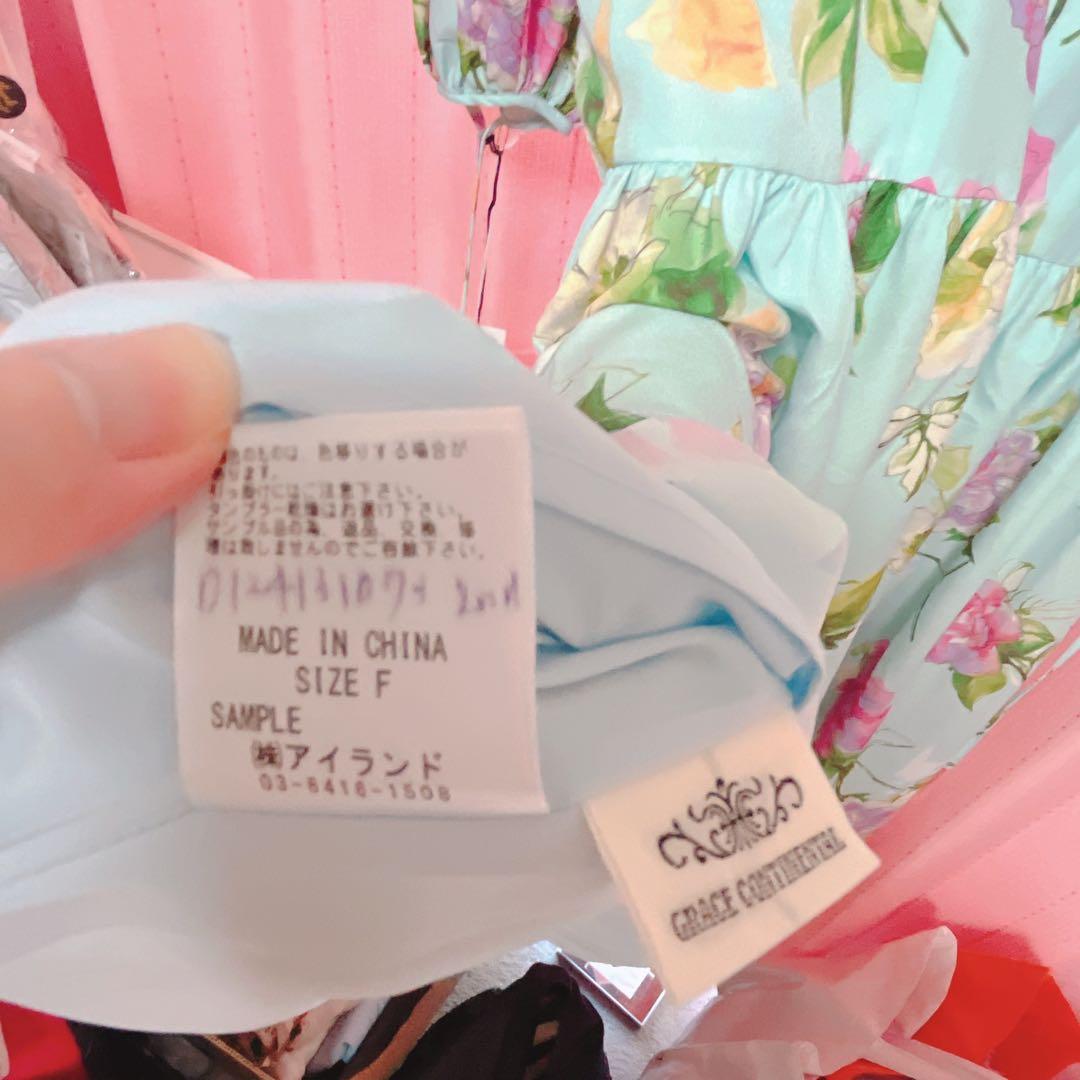 【新品タグ付き】グレースコンチネンタル フラワープリントワンピース