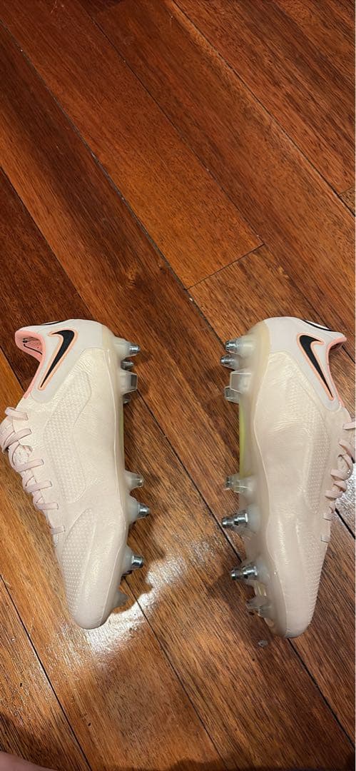 Nike サッカーシューズ ティエンポ SG 24.5cm
