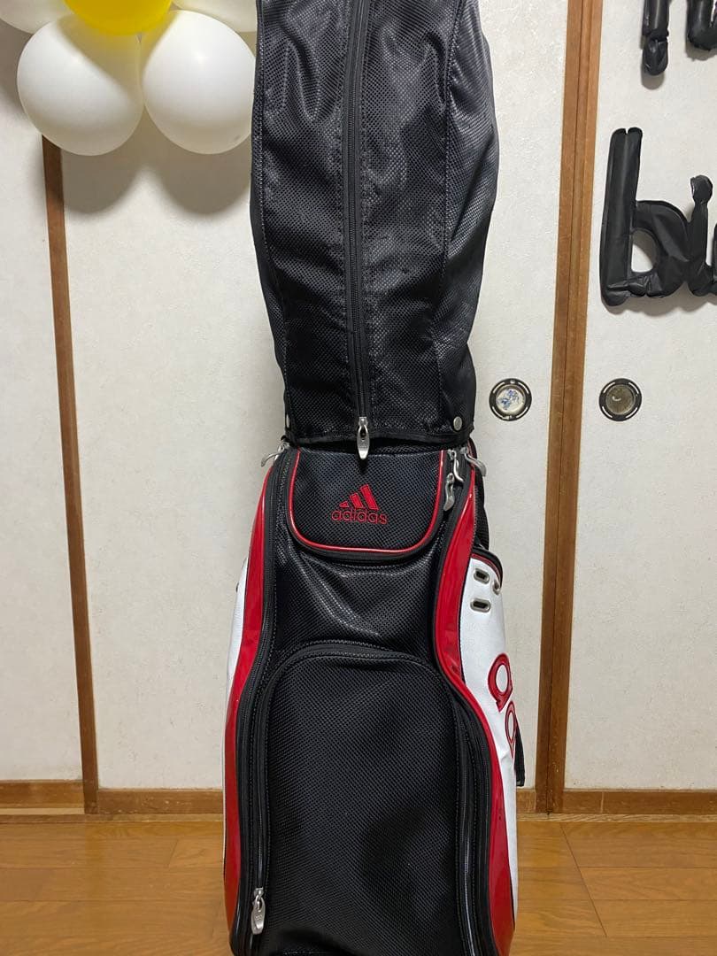 adidas キャディバッグ 黒赤 フード付き