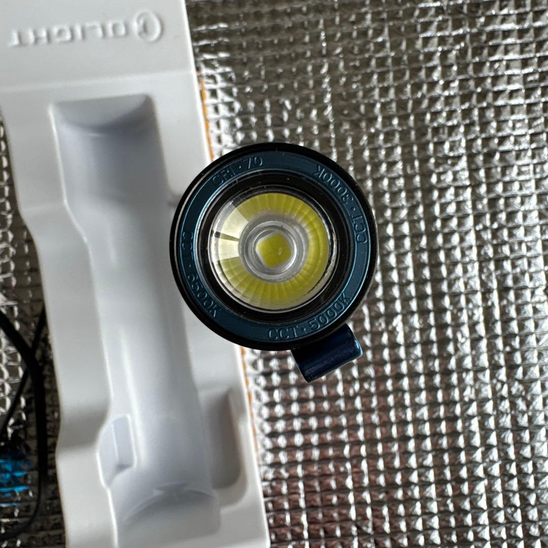 Olight Baton 3 Pro Max 懐中電灯