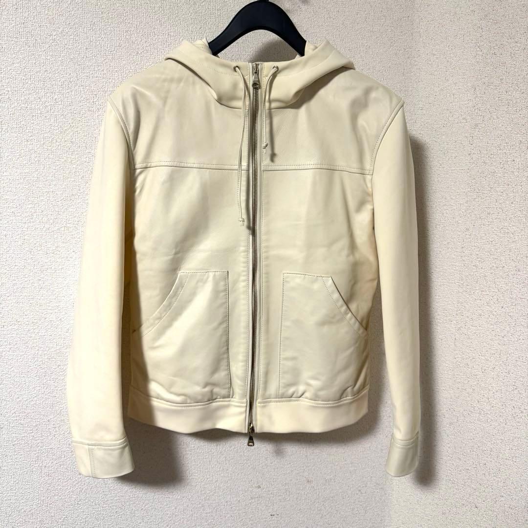 EMMETI　エンメティ　レザージャケット　ラムレザー　羊革　白　パーカー　L