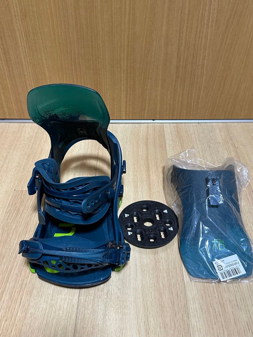 FLUX 21-22CV スノーボードビンディング Sサイズ右足用