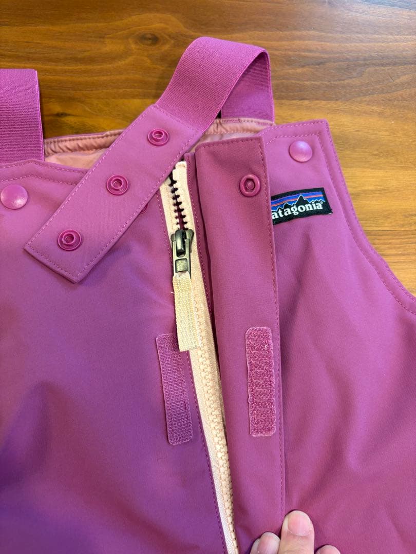 美品　Patagonia スノーウエア　セットアップ　４Ｔ　パープル