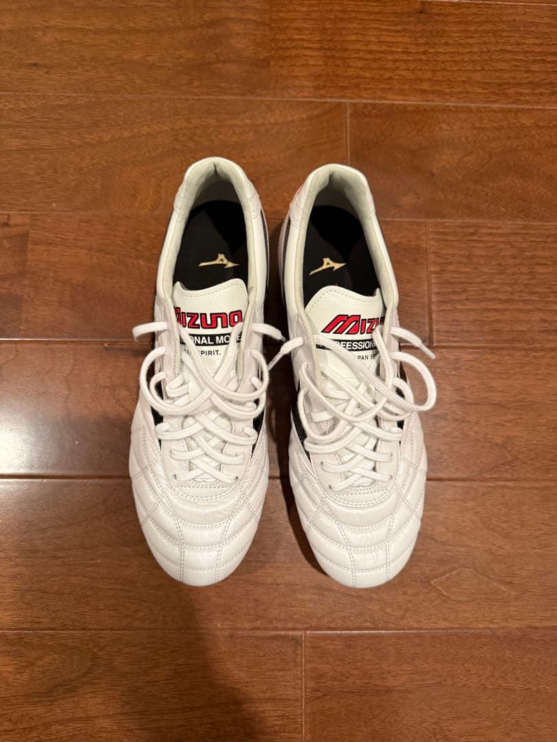 Mizuno Morelia II サッカーシューズ ホワイト/ブラック/レッド