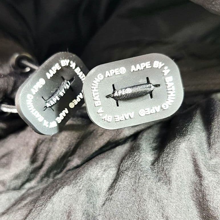 A BATHING APE　アベイシングエイプ　ダウン　アウター　ブラック