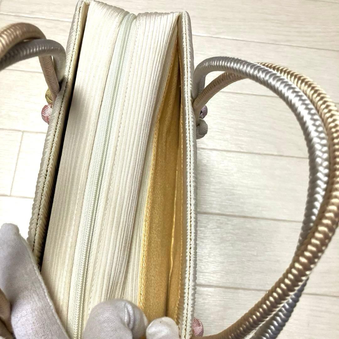 《美品》衿秀　利休バッグ　和装バッグ　小田巻　アイボリー　絹100%