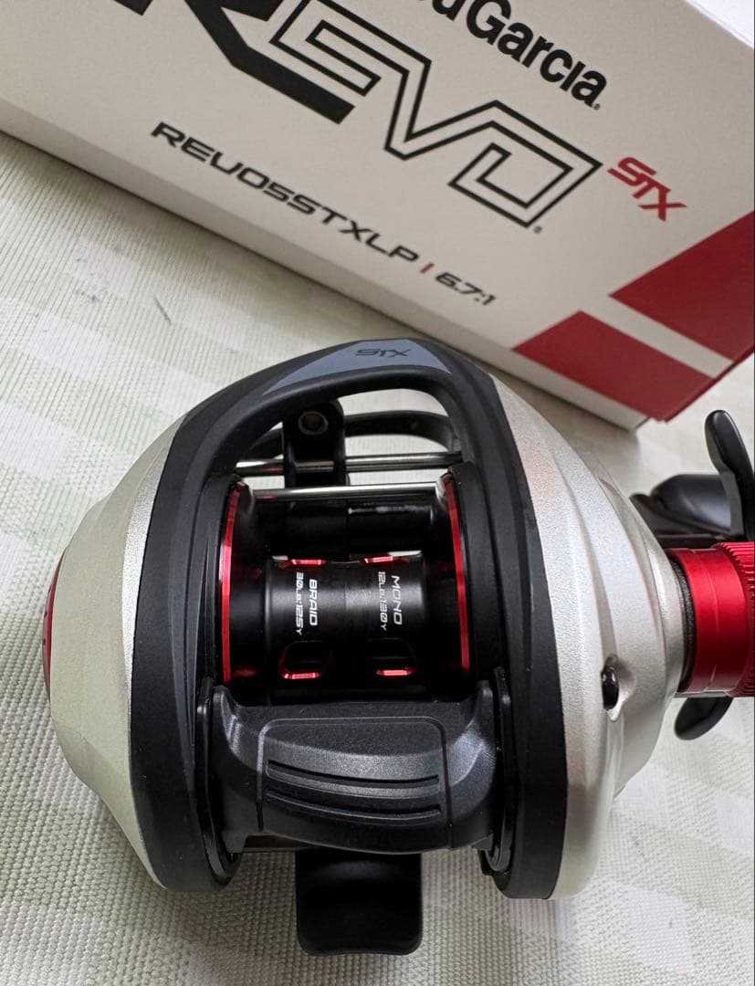 アブガルシア レボ5 STX Abu Garcia REVO5