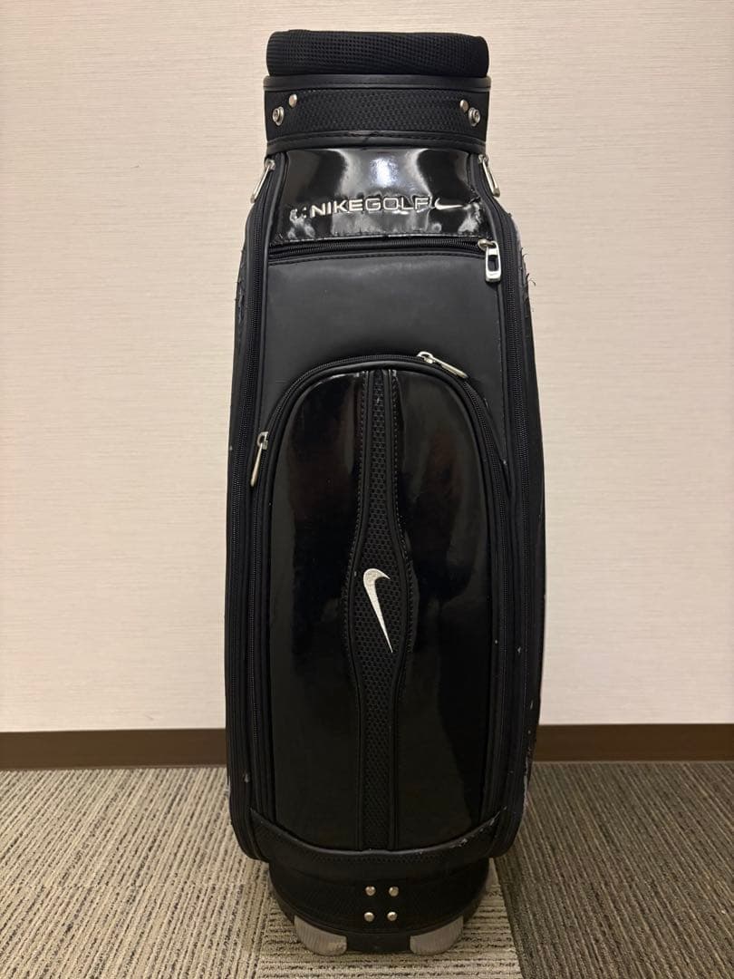 NIKE golf キャディバッグ、フード付き
