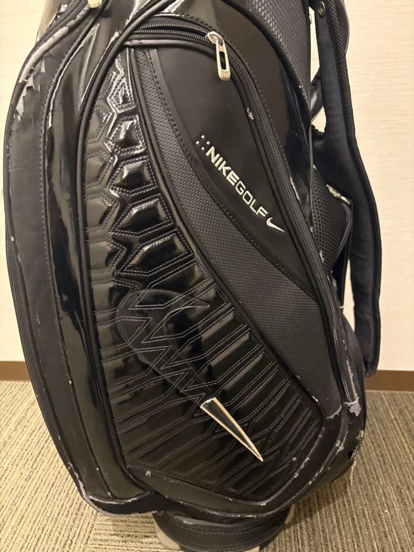 NIKE golf キャディバッグ、フード付き