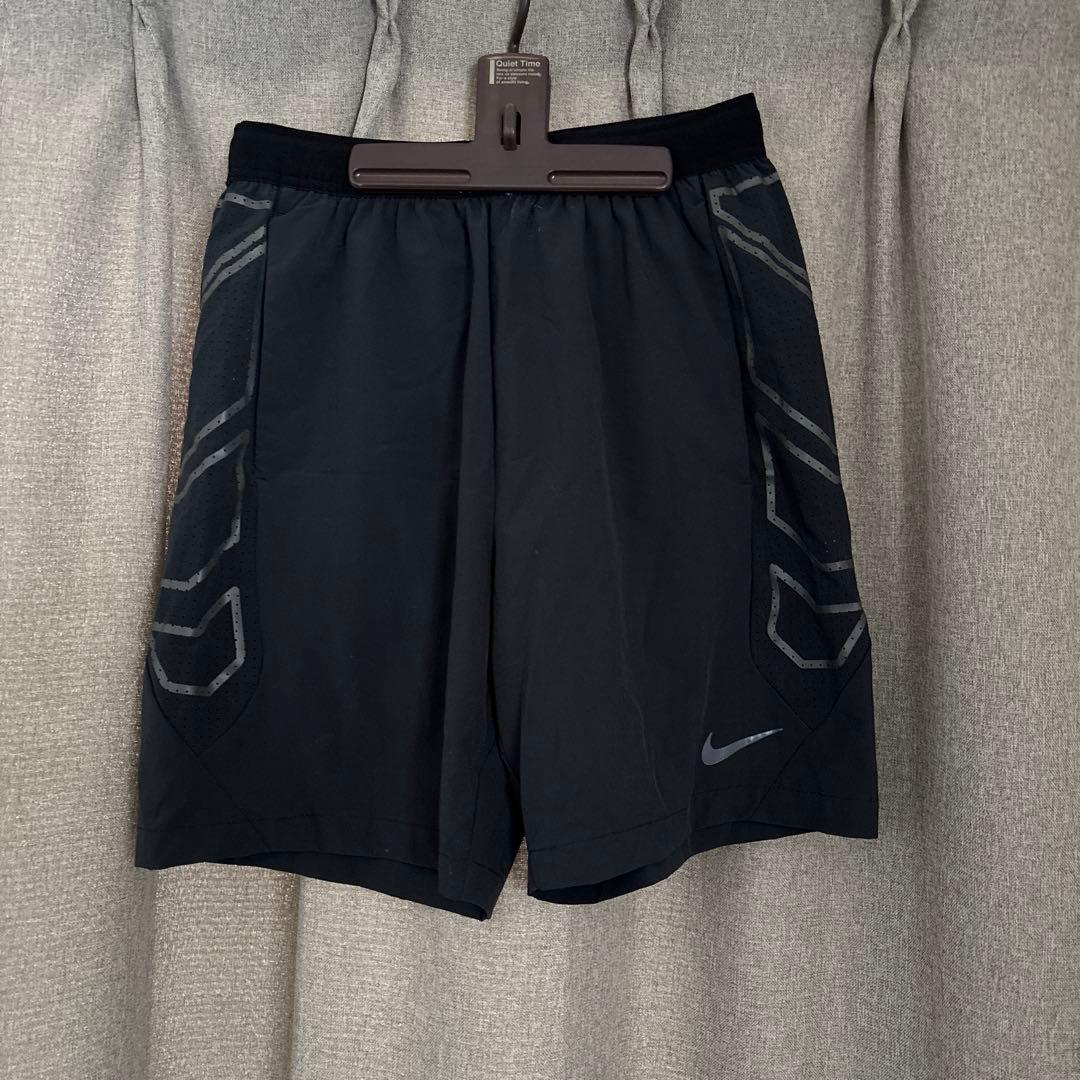 NIKE スポーツウェア　ジムウェア　上下3セット　Mサイズ　計6着