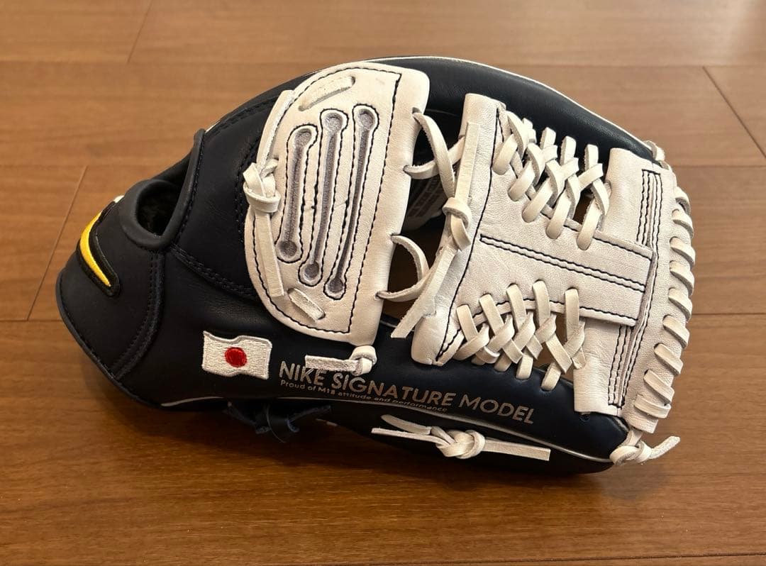 【新品未使用】NIKE M18 SIGNATURE MODEL 2004松坂大輔