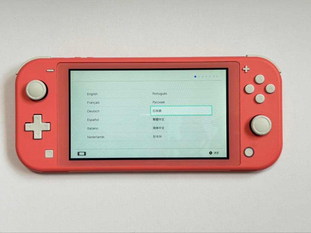 Nintendo Switchライト⭐︎ピンク　シリコンカバー付き