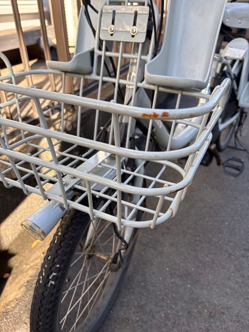 電動アシスト自転車 チャイルドシート付き　bikke 引き取り　バッテリー2本