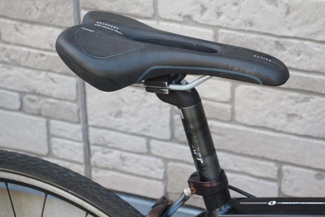 引き取り限定♪人気のGIANT♪DEFY3♪軽量アルミフレーム♪スポーツの秋に♪