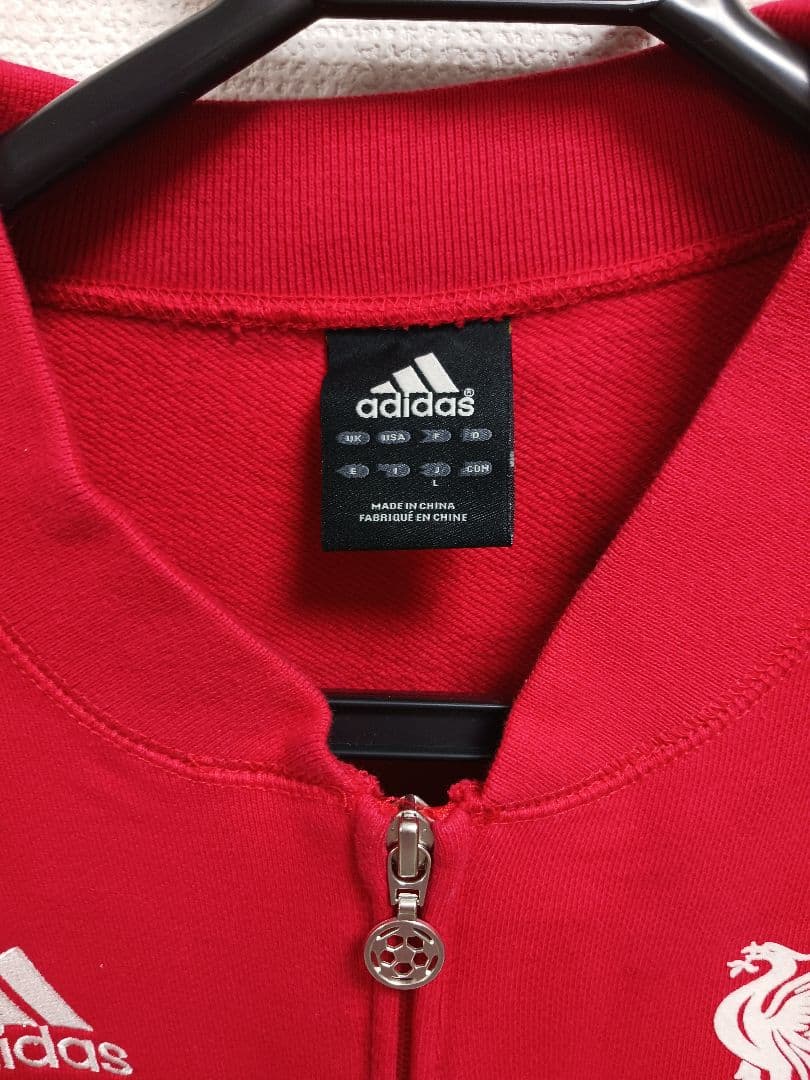 adidas リバプール ロゴ入り 赤 長袖 ハーフジップ