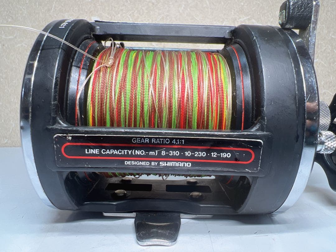 Shimano シマノ アジマティック 4000SS フィッシングリール
