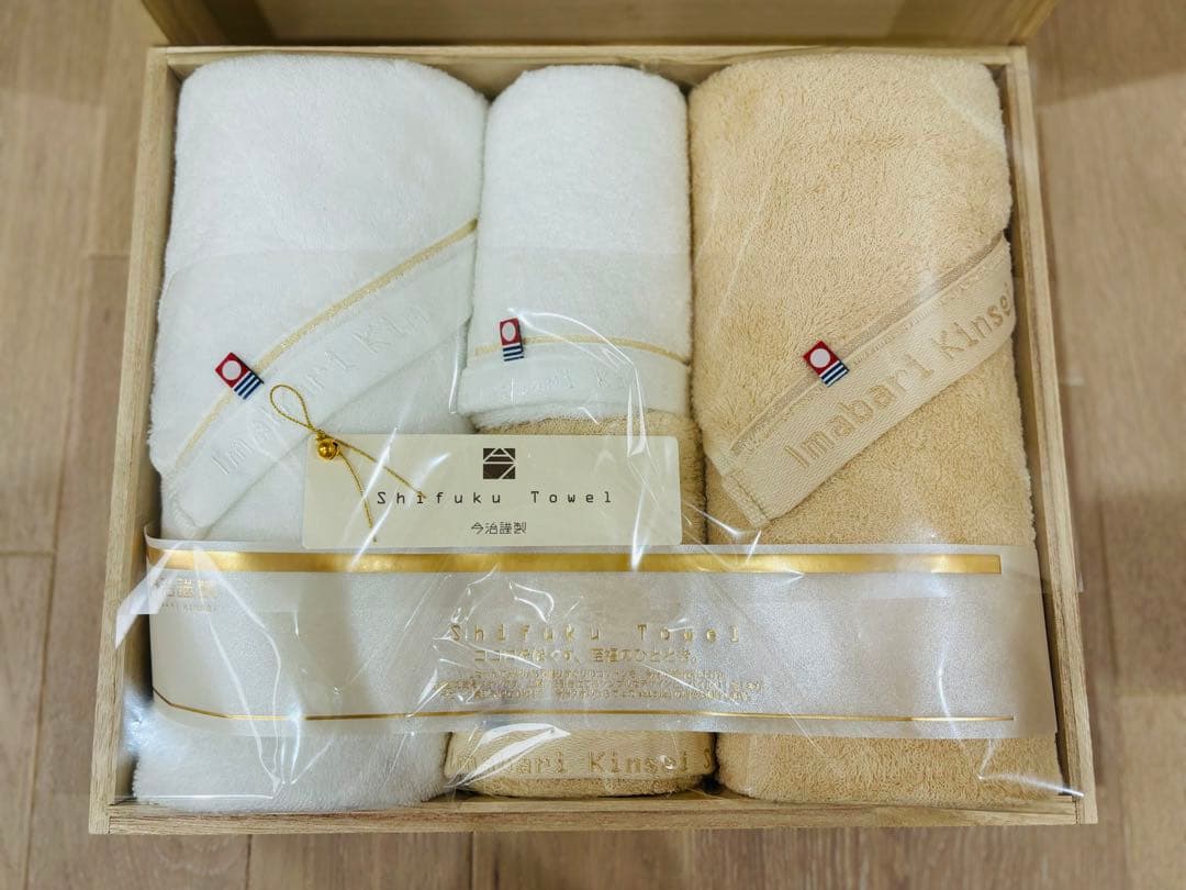 今治謹製 Shifuku Towel（至福タオル） 木箱入り