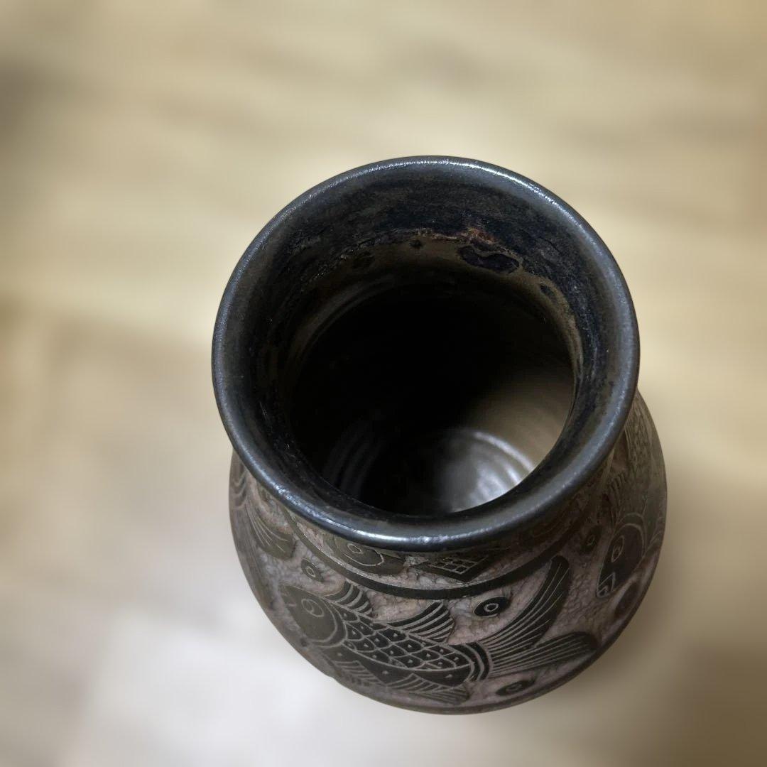 やちむん　花瓶　花器　沖縄　琉球焼き物　民藝　掻き落とし　島袋常明？