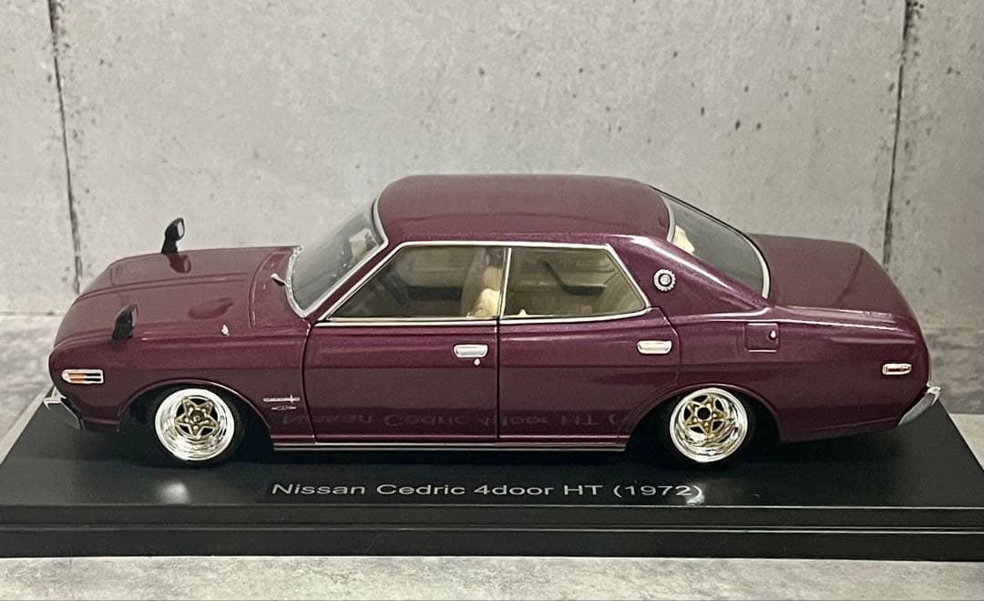 国産名車 1/24 日産 セドリック HT カスタム 旧車 ミニカー 希少車