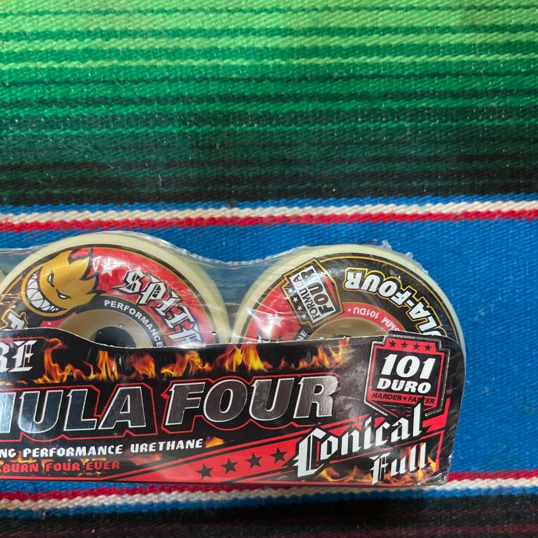 スケートボード Spitfire Formula Four 101 Duro 56mm