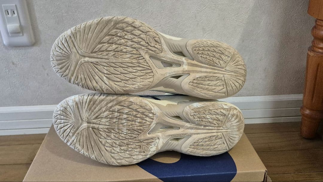 【1回着用】ASICS ゲルバースト28 バスケットボールシューズ