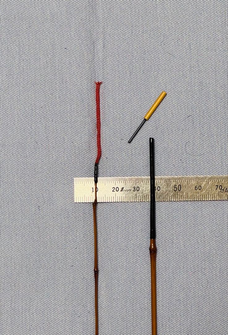 竿師製作の布袋全竹タナゴ竿　二本継