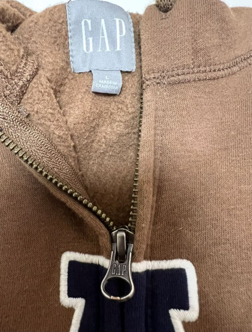 GAP ブラウン ジップアップパーカー L のじのじ