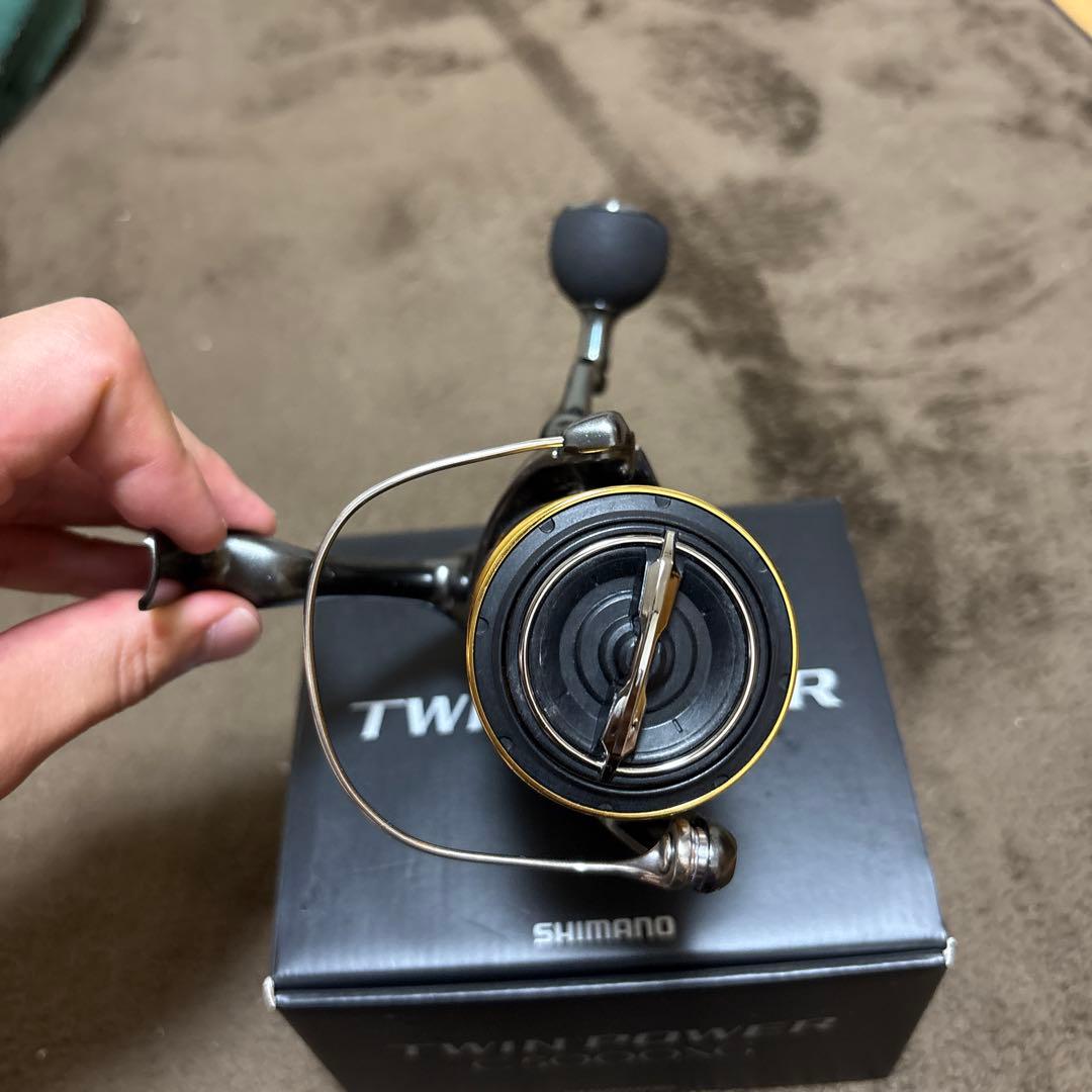 【美品】シマノTWIN POWER C5000XG 20ツインパワー