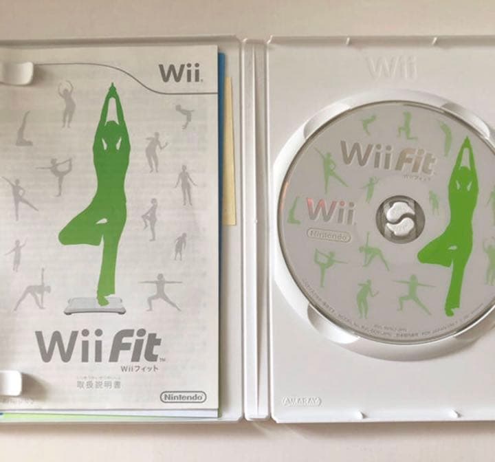 Wiiの本体・リモコン・バランスWiiボード・Wiiフィットの セット