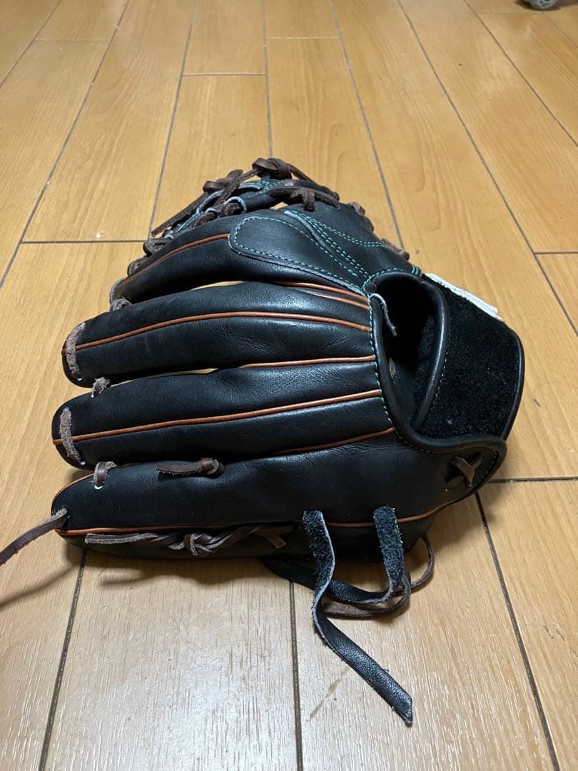 【値下げ中　2/27まで】トレジャー　グラブ　オーダー　軟式用　内野用