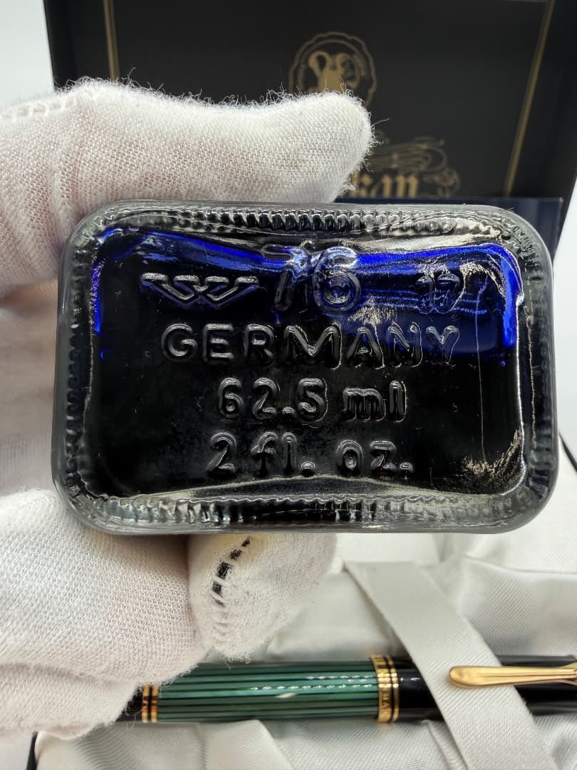 d*3様 ペリカン　万年筆　14c-585 新品同様　箱/インク付き