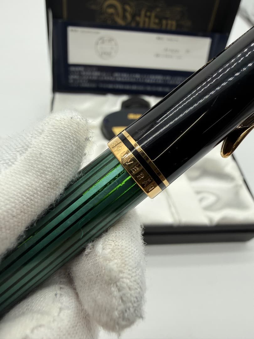 d*3様 ペリカン　万年筆　14c-585 新品同様　箱/インク付き