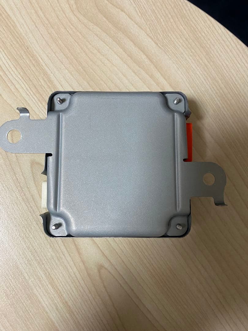 TOYOTA バッテリー電圧センサー 89560-52110