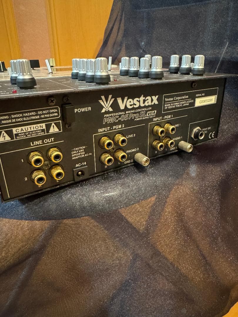 ※ジャンク※Vestax PMC-05 Pro SL VCA DJミキサー