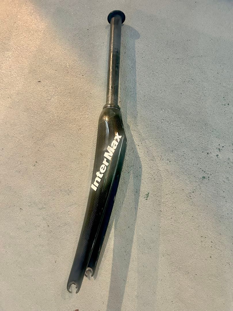 【InterMax カーボン製フロントフォーク】重量0.43kg