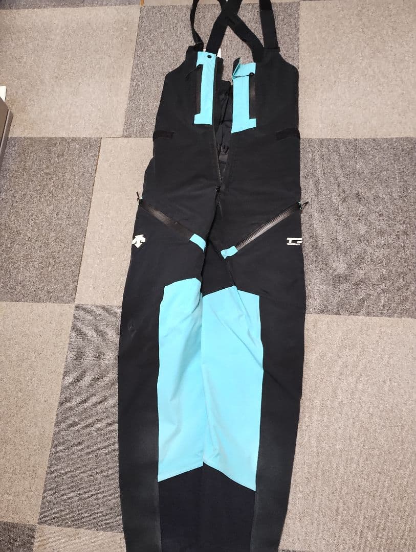 DESCENTE スキーウェア 上下セット